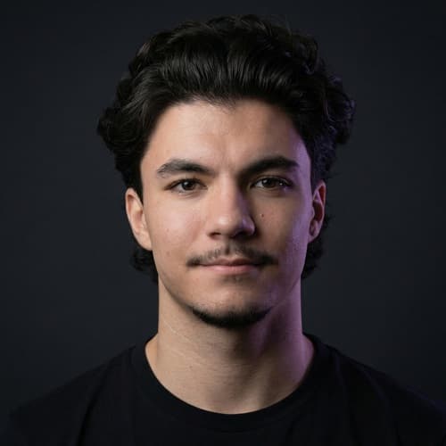 Photo de Jâd Lahaye, Fondateur · Code & DA chez Var Studio